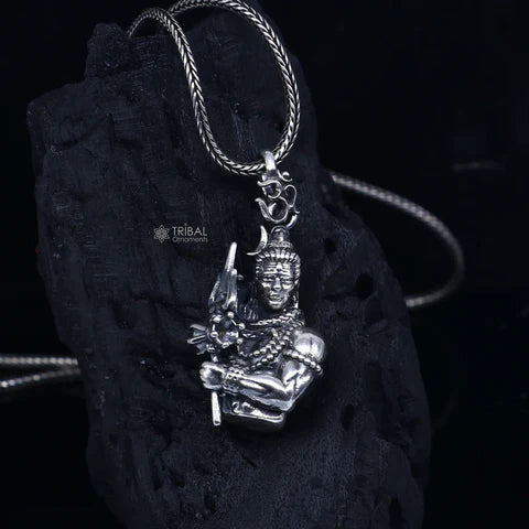 Lord Shiva With Trishul Pendant Chain by Aadhyatmik Vardaan